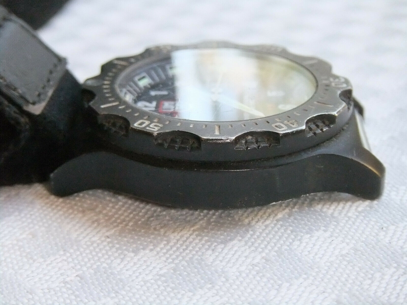 Luminox Series 8400 Diver Professional Watch w/ New Battery Works