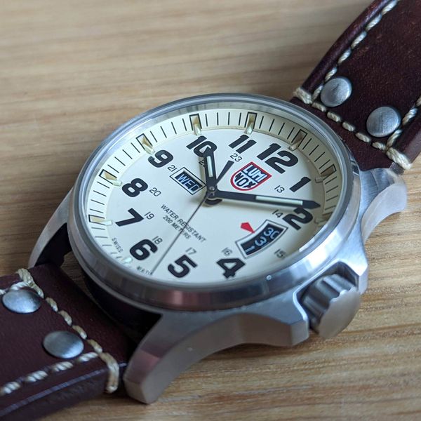 [WTS] For Parts Luminox 1827 Field DayDate WatchCharts