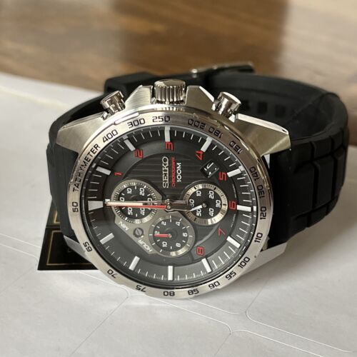 SEIKO Black Dial ESSENTIALS 44 mm Chronograph Men's Watch - SSB325