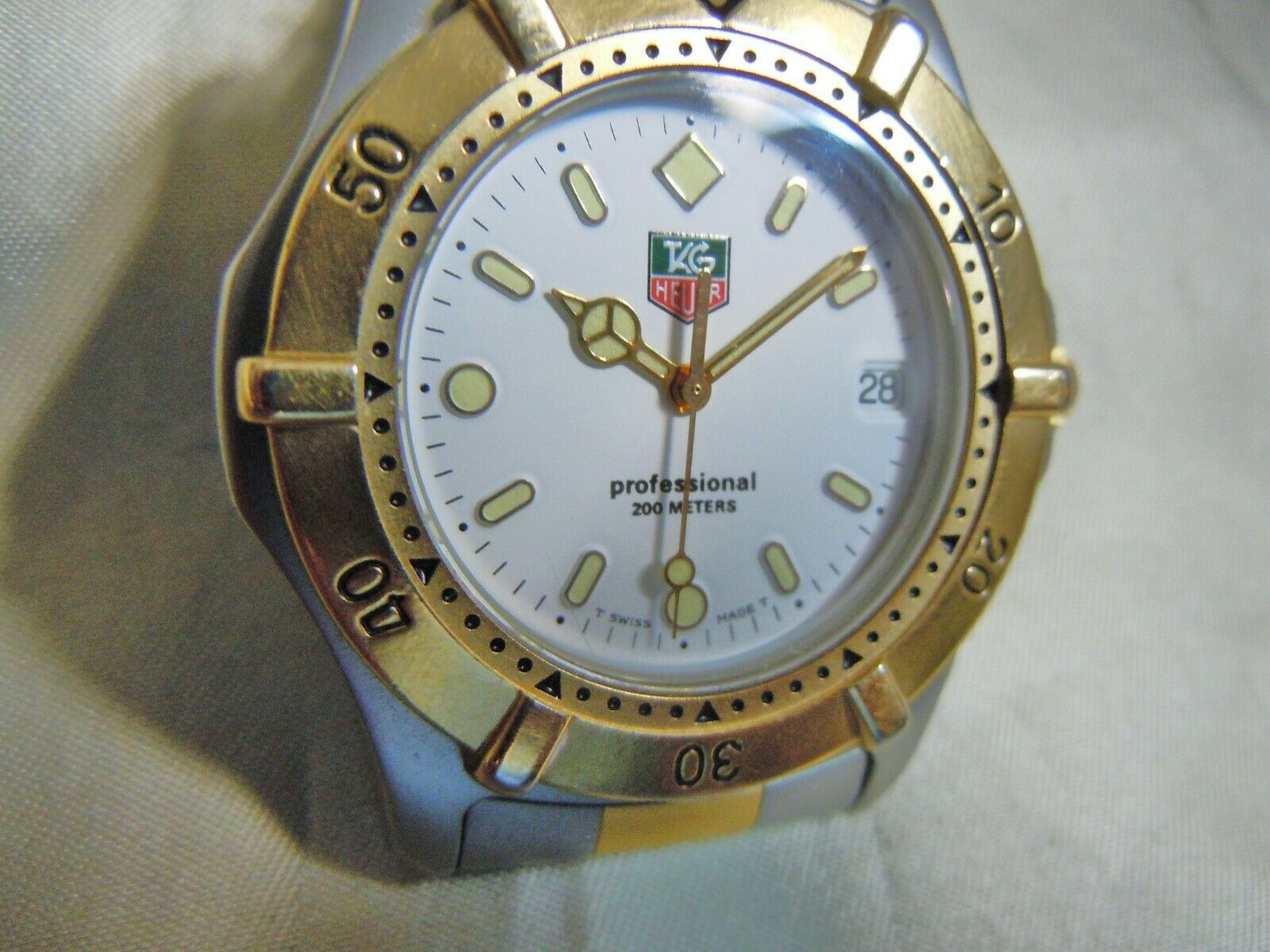 TAG HEUER PROFESSIONAL 200M WE 1122 R SAPPHIRE CRYSTAL TWO TONE