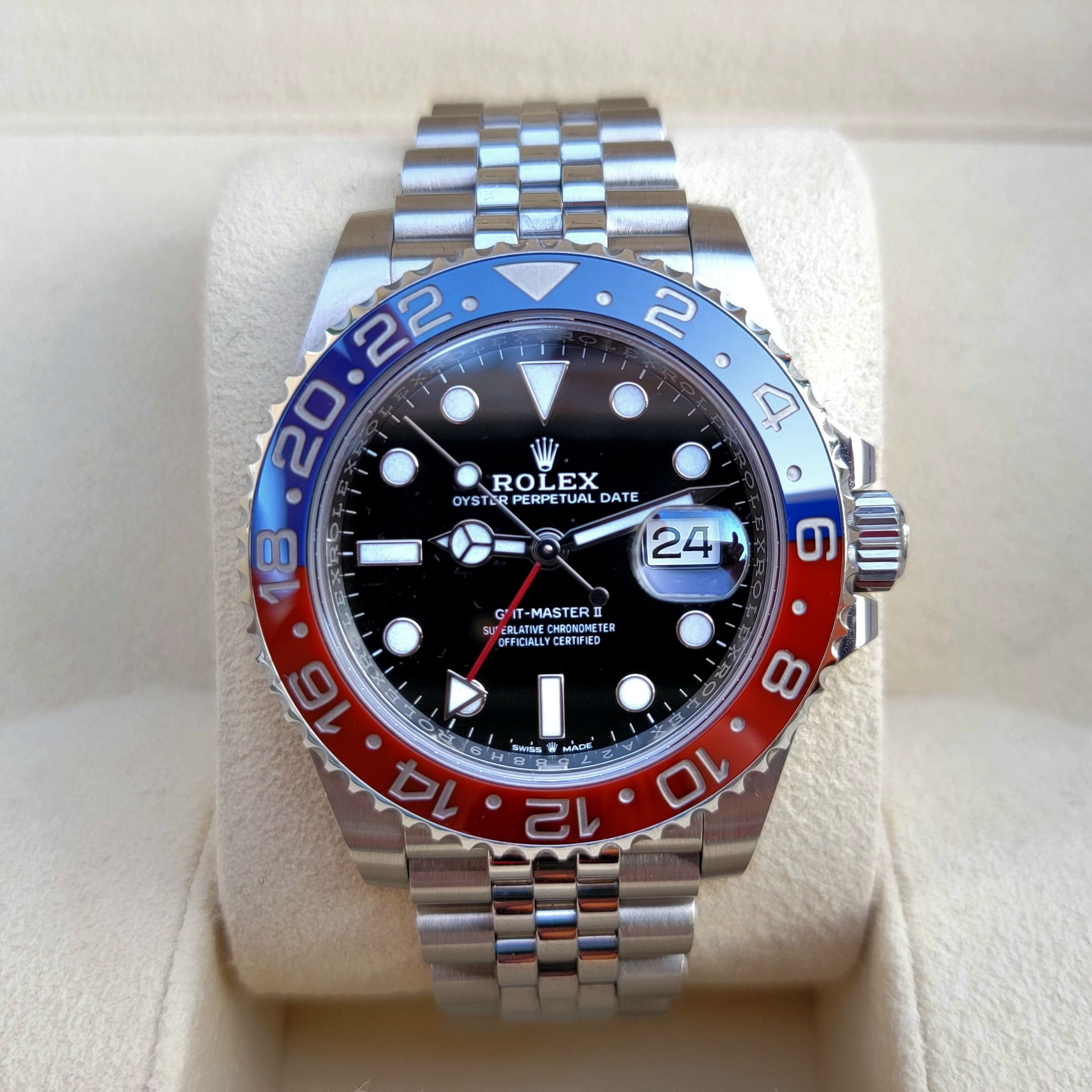 18 500 USD Rolex GMT Master II Pepsi on Jubilee 126710BLRO