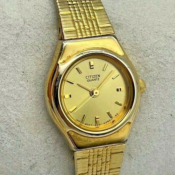 Ladies CITIZEN Gold Tone Classic Petite Dress/Cocktail Watch  display picture 1