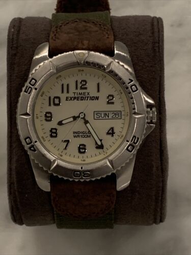 Timex t46681 outlet