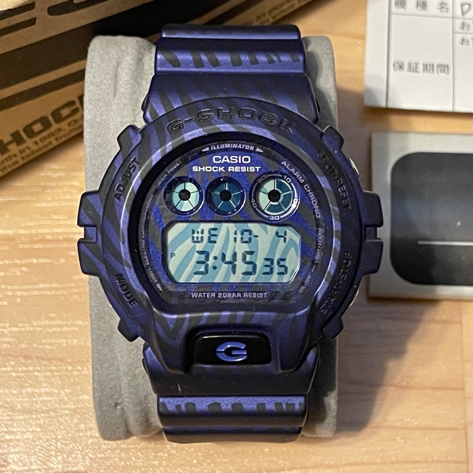 WTS] Casio G-Shock DW-6900ZB-2 Purple Zebra Camouflage Digital Watch DW6900  w/Box & Papers | WatchCharts Marketplace