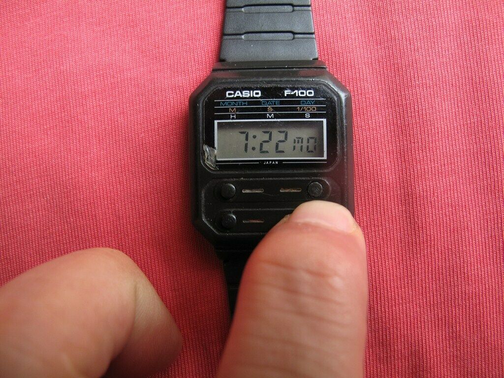casio f100 alien