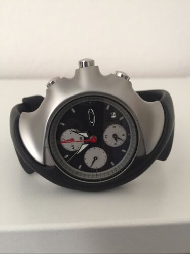 Oakley Detonator Watch. New Battery. Great Condition. | WatchCharts