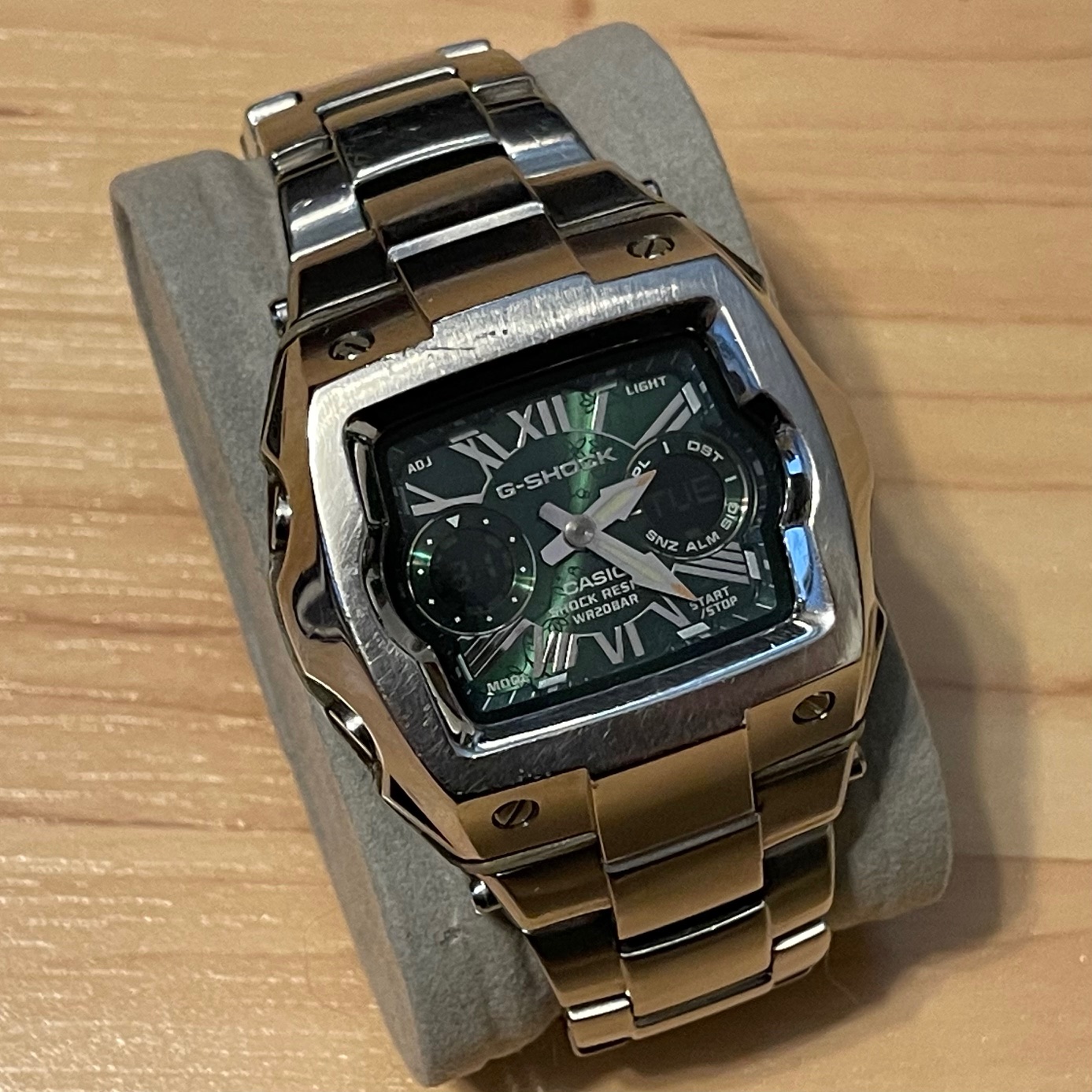 WTS] Casio G-Shock G-011AD-3B “The Cube” Green Dial Steel Analog 