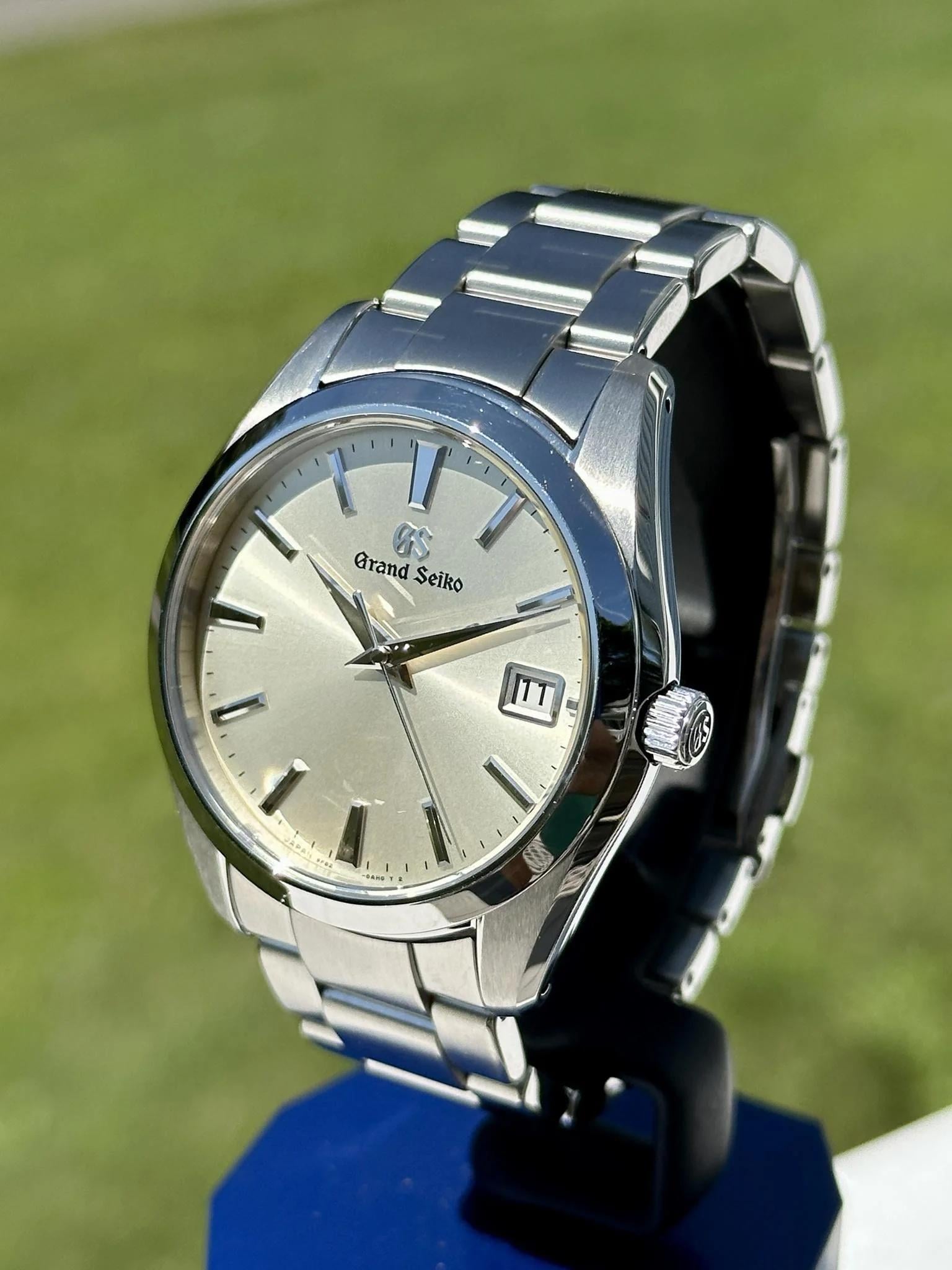 Grand seiko sbgv221g hot sale