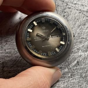 Zodiac Red Silver Dot. model 206.11.01 | WatchCharts Marketplace