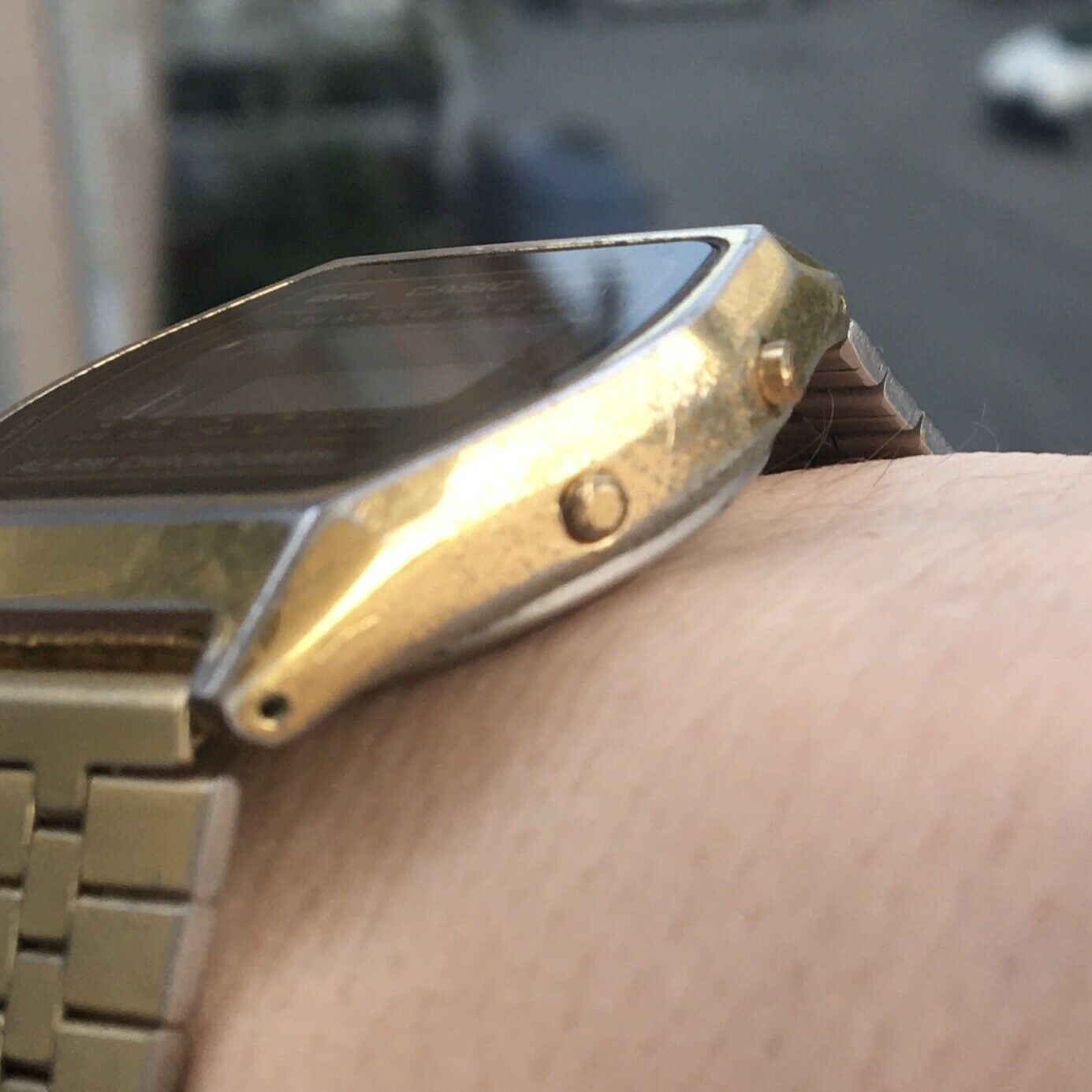 VINTAGE CASIO 160 A657 GOLD PLATED ALARM CHRONOGRAPH LCD WATCH