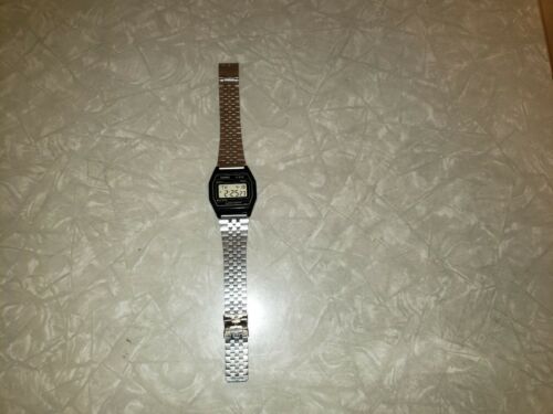 Rare 1984 Casio F-21W Module 400, Water Resist, Digital Men's