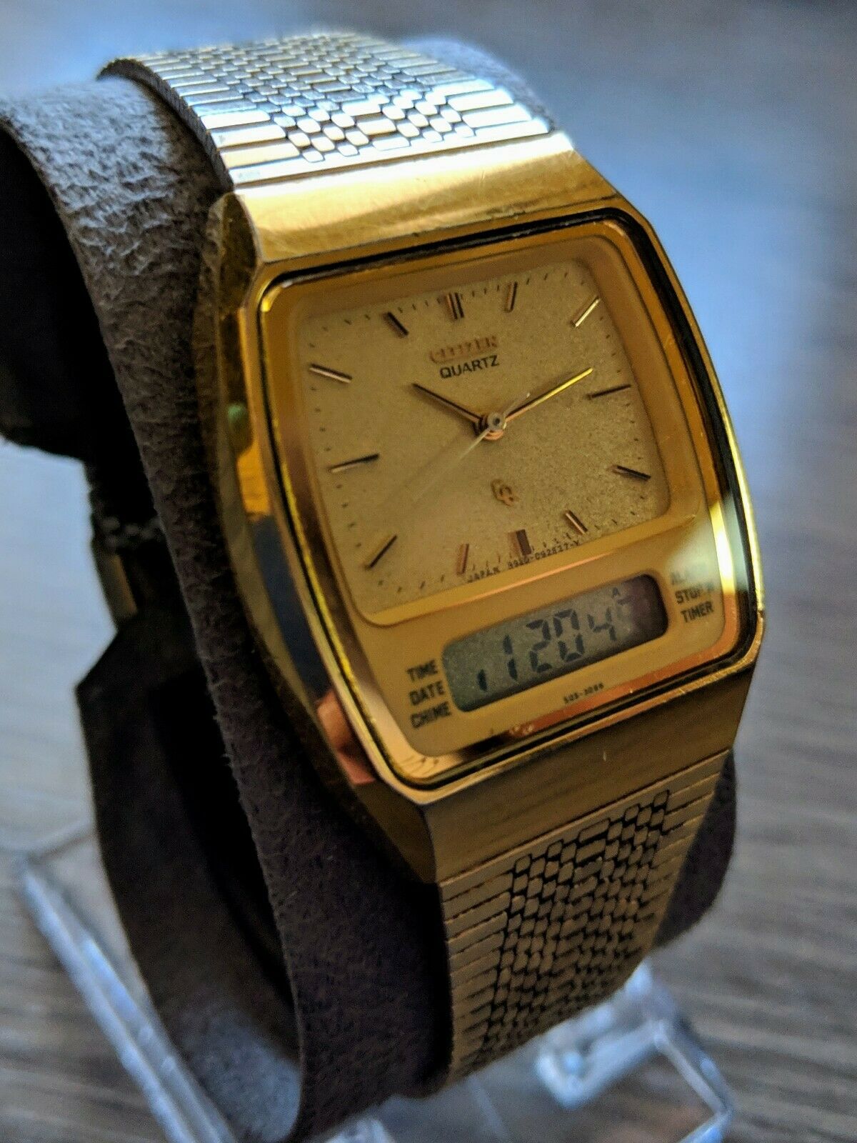 Rare Vintage 80s CITIZEN 41-8021 Ana-Digi Goldtone Watch, module
