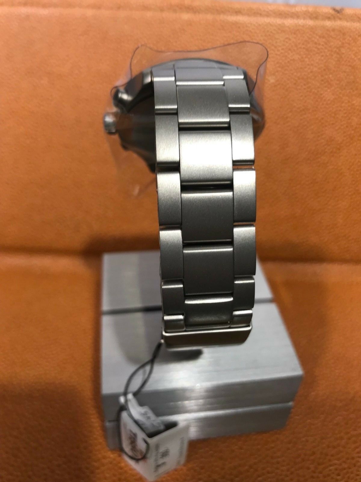 t1166171104700