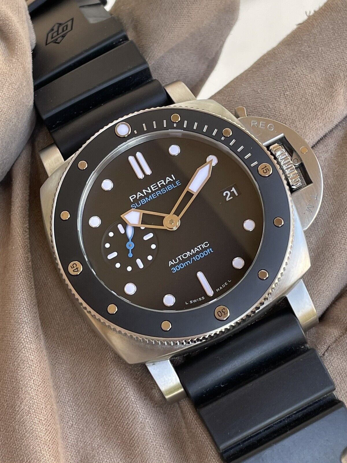 FS Panerai PAM 683 Luminor 1950 Submersible 3 Days Automatic