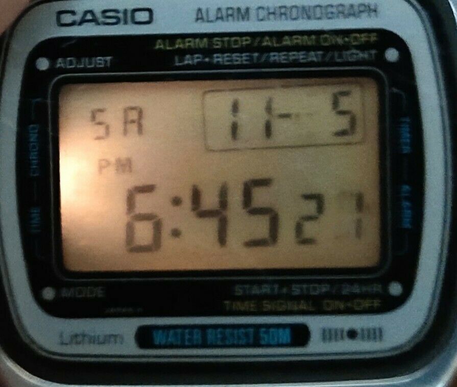 VINTAGE CASIO 106 W-52 DIGITAL WATCH | WatchCharts Marketplace