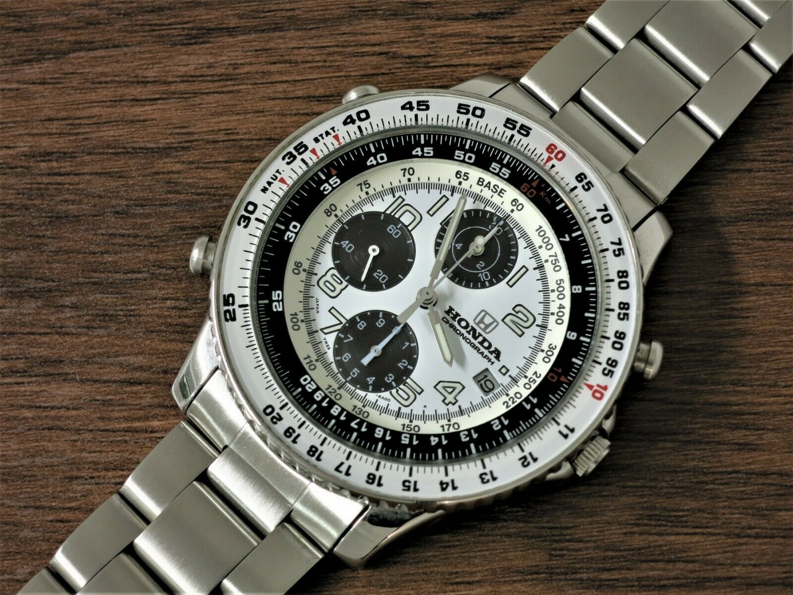 HONDA Racing Seiko YM55 6A00 White Panda Chronograph