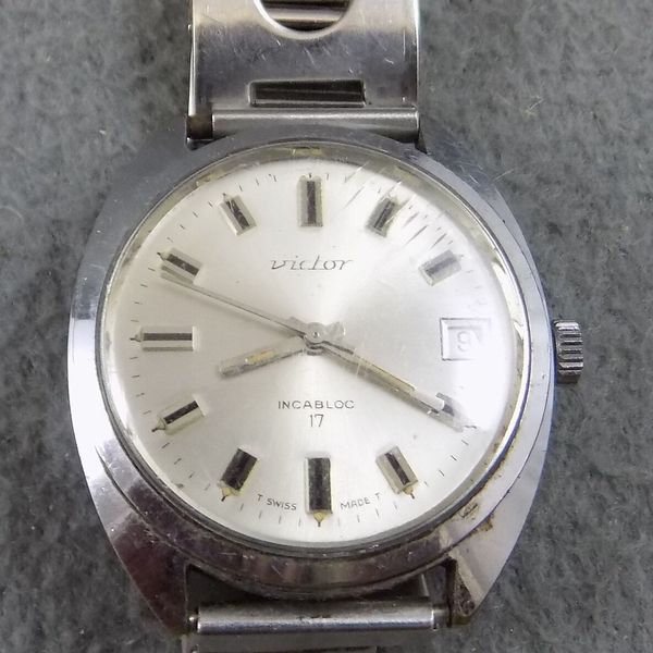 VINTAGE SWISS VICTOR INCABLOC 17 WRISTWATCH - DATE - WORKING ...