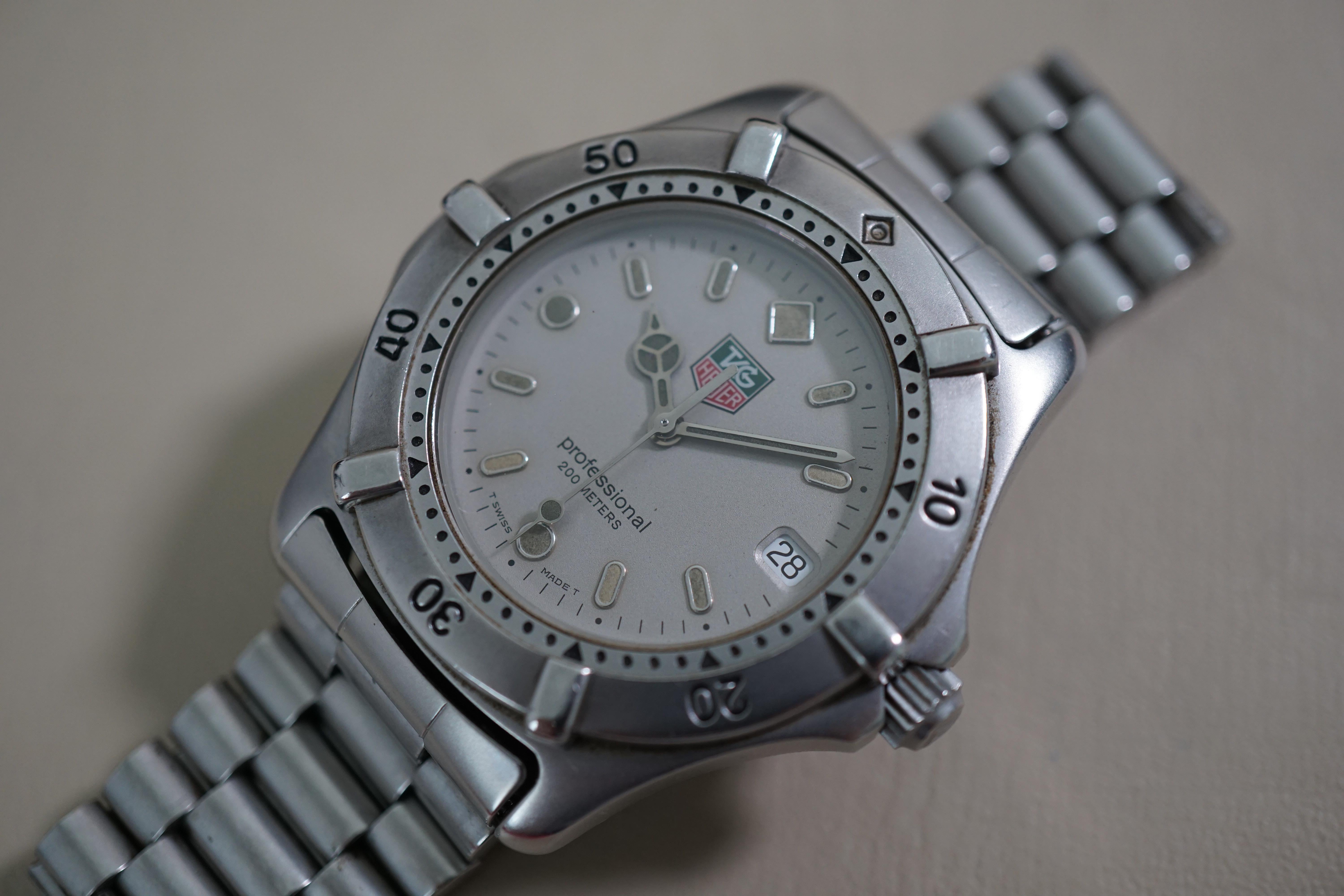 WTS] Tag Heuer 2000 Professional WE1111-R Grey Dial 200M Quartz