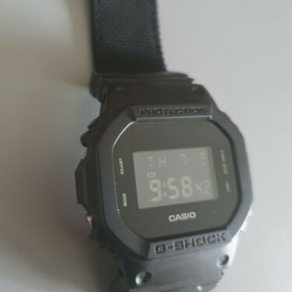 g shock dw 5600bbn