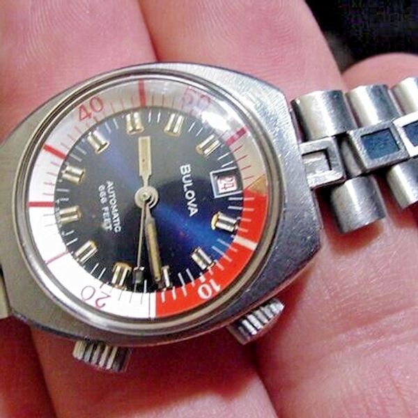 1971 RARE BULOVA 666 COMPRESSOR 17J SWISS AUTOMATIC Ladies Watch Diver ...