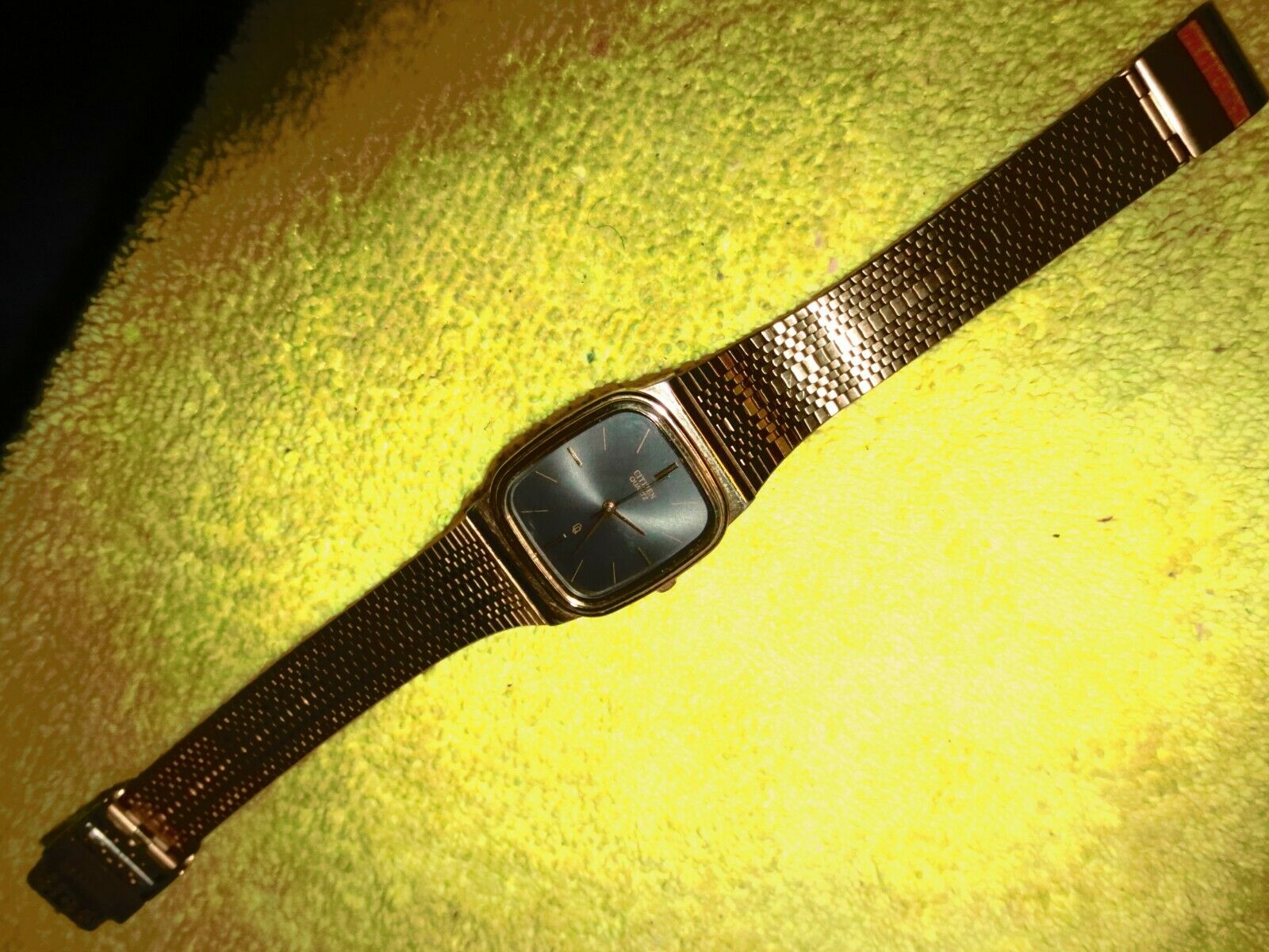 Vintage watch CITIZEN CQ 4031-490321 K Analog Quartz Japan made
