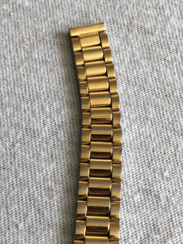 Vintage Seiko Date Day Gold Tone Quartz Wrist Watch 2A23 0030