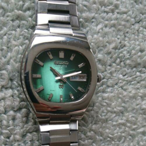Seiko QT Quartz Watch 3803-5010-G Green Vintage | WatchCharts 