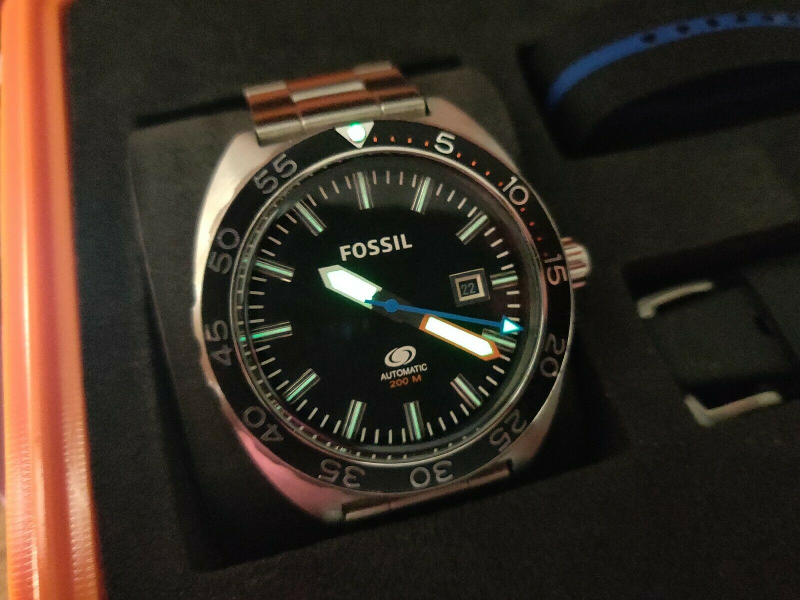 Fossil hot sale breaker automatic