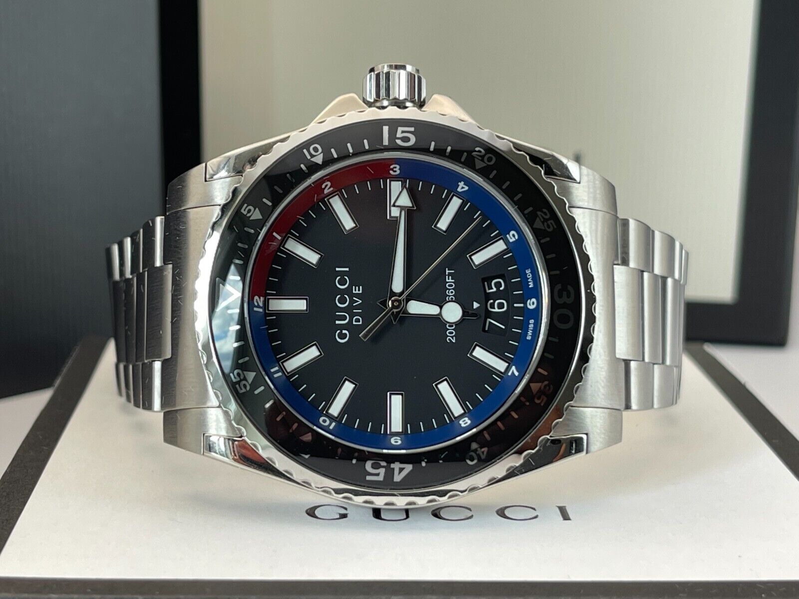 Gucci Dive XL Men s Black Pepsi Dial Stainless Steel Watch YA136212 45 mm BOX WatchCharts Marketplace