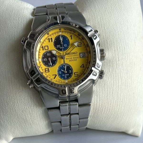 Seiko Chronograph 7T32 6K19 Yellow Dial Men s Quartz Watch Japan 200M WR As Is WatchCharts Marketplace