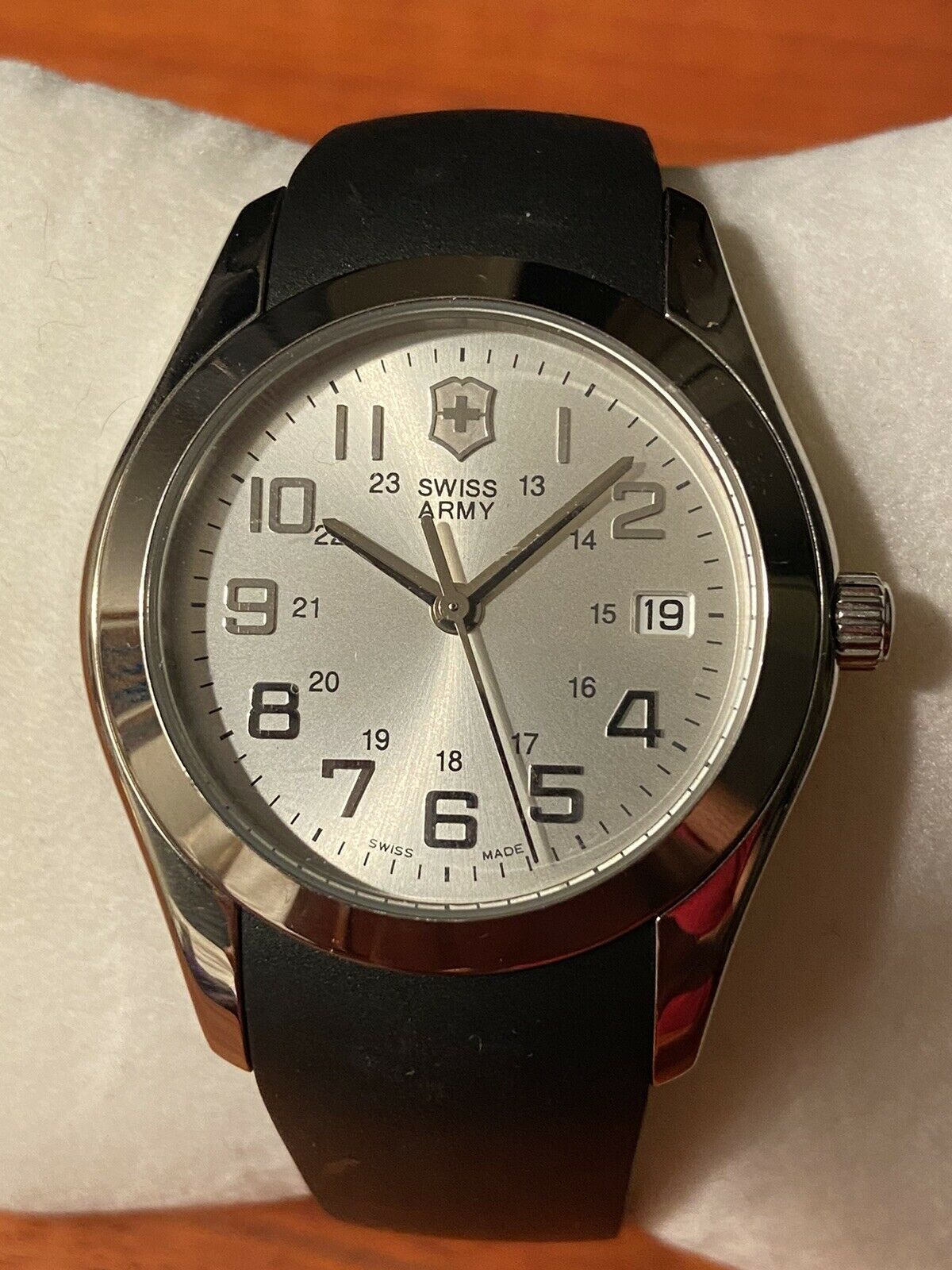 Victorinox Swiss Army Alliance Watch - 24660 - Silver/Black 