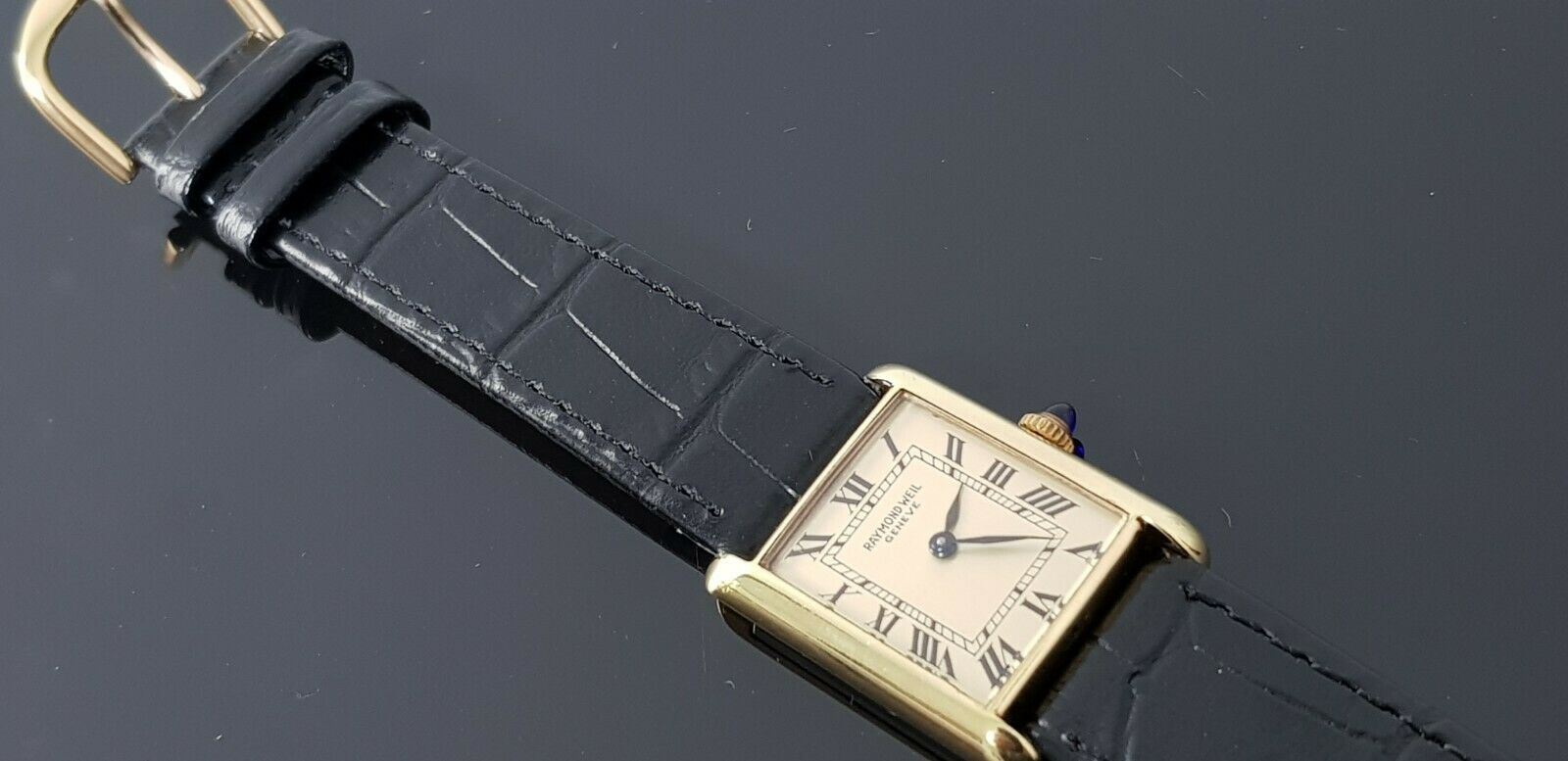 Raymond Weil Tank Vintage Mechanical Mid Size Gold Plated Watch on 