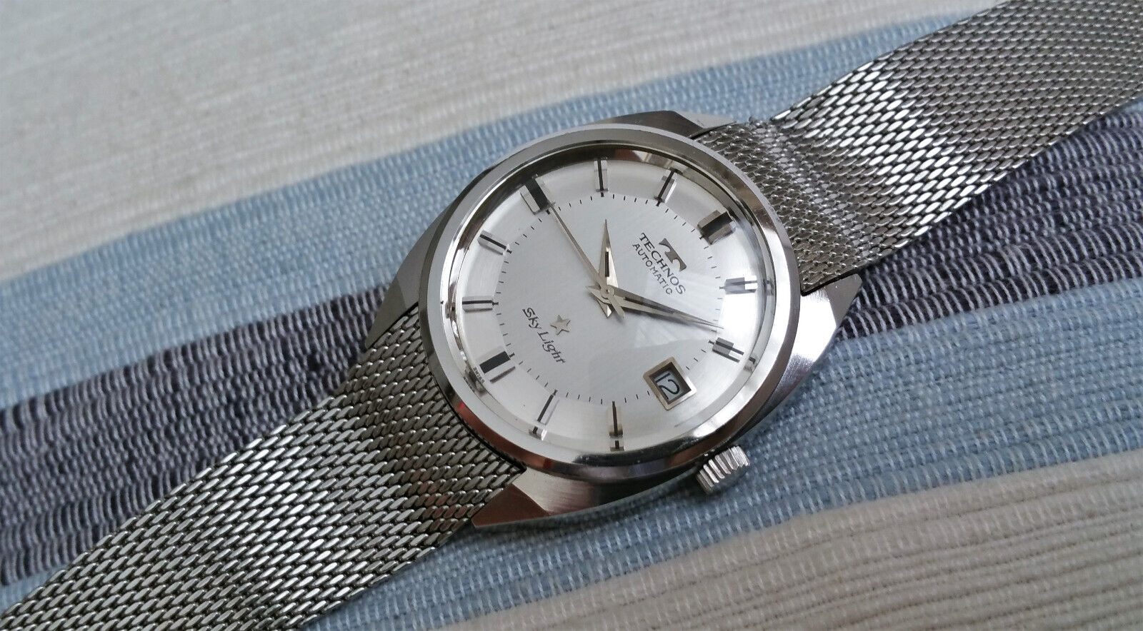 TECHNOS AUTOMATIC Sky Lighr テクノス 腕時計 Vintage Swiss Technos
