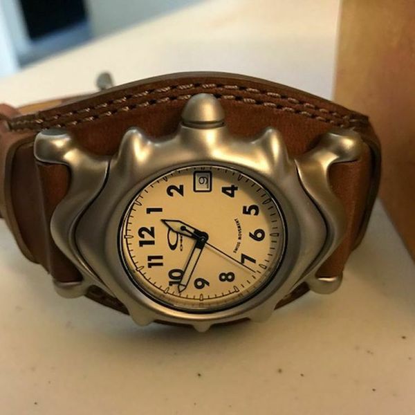 オークリー サドルバック 腕時計 スイスムーブメント ブラウンレザー 廃盤 Oakley Saddleback Men's Watch, Brown, Ivory, Sapphire Crystal