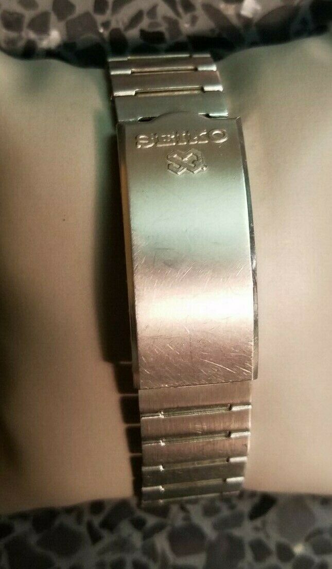 Vintage 1980 Seiko 7559-5010 Men's SQ Day/Date Wristwatch & Band