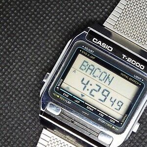 VINTAGE CASIO DIGITAL WATCH T-2000 DICTIONARY LINGUAL 1982 RETRO