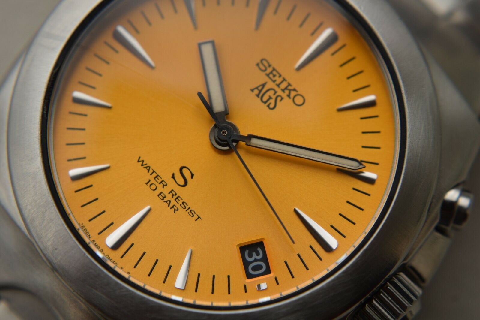 Serviced Seiko SUS Watch 5M42-0E50 Kinetic AGS Yellow