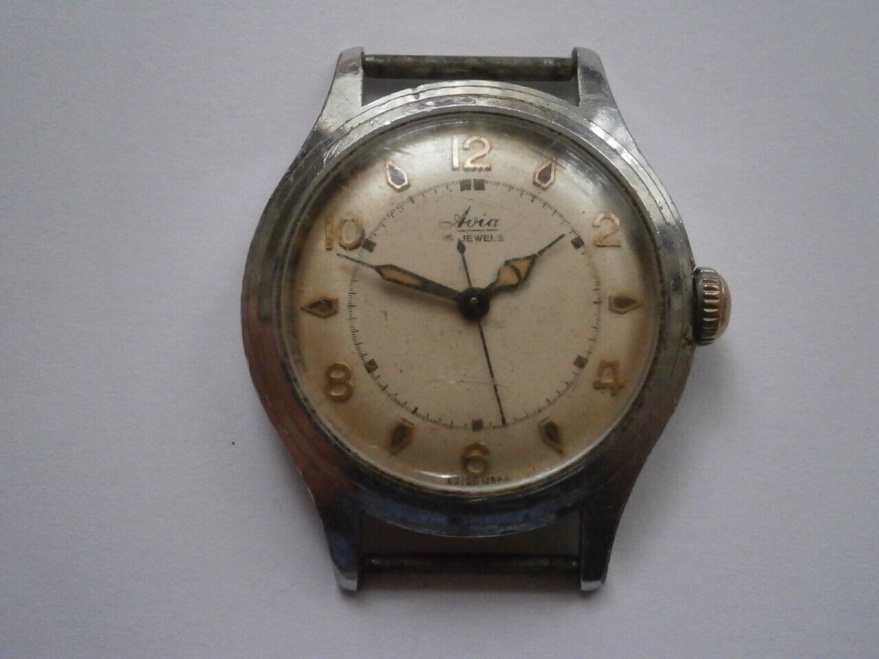 Vintage avia outlet watch