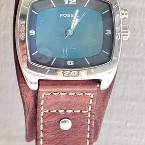 FOSSIL KALEIDO　AM-3534　２フェイス　クオーツ稼働品 Fossil Kaleido Womens Watch Silver Tone Red Dial Flashing