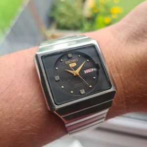 Vintage Square BLACK 1983 SEIKO 5 Men's Automatic Watch 6349-6000