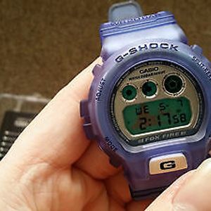 RARE CASIO G-SHOCK DW 6900 W.C.C.S Manta Ray Purple Jelly World 