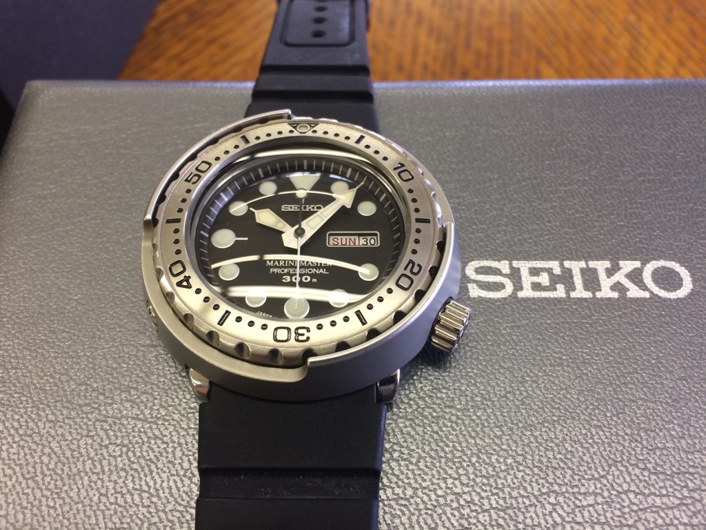 Seiko Tuna Marinemaster. 7C46 0AC0 with Box Papers WatchCharts