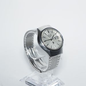 Seiko Quartz QR 3863-7010 Price as of April 2025 | WatchCharts