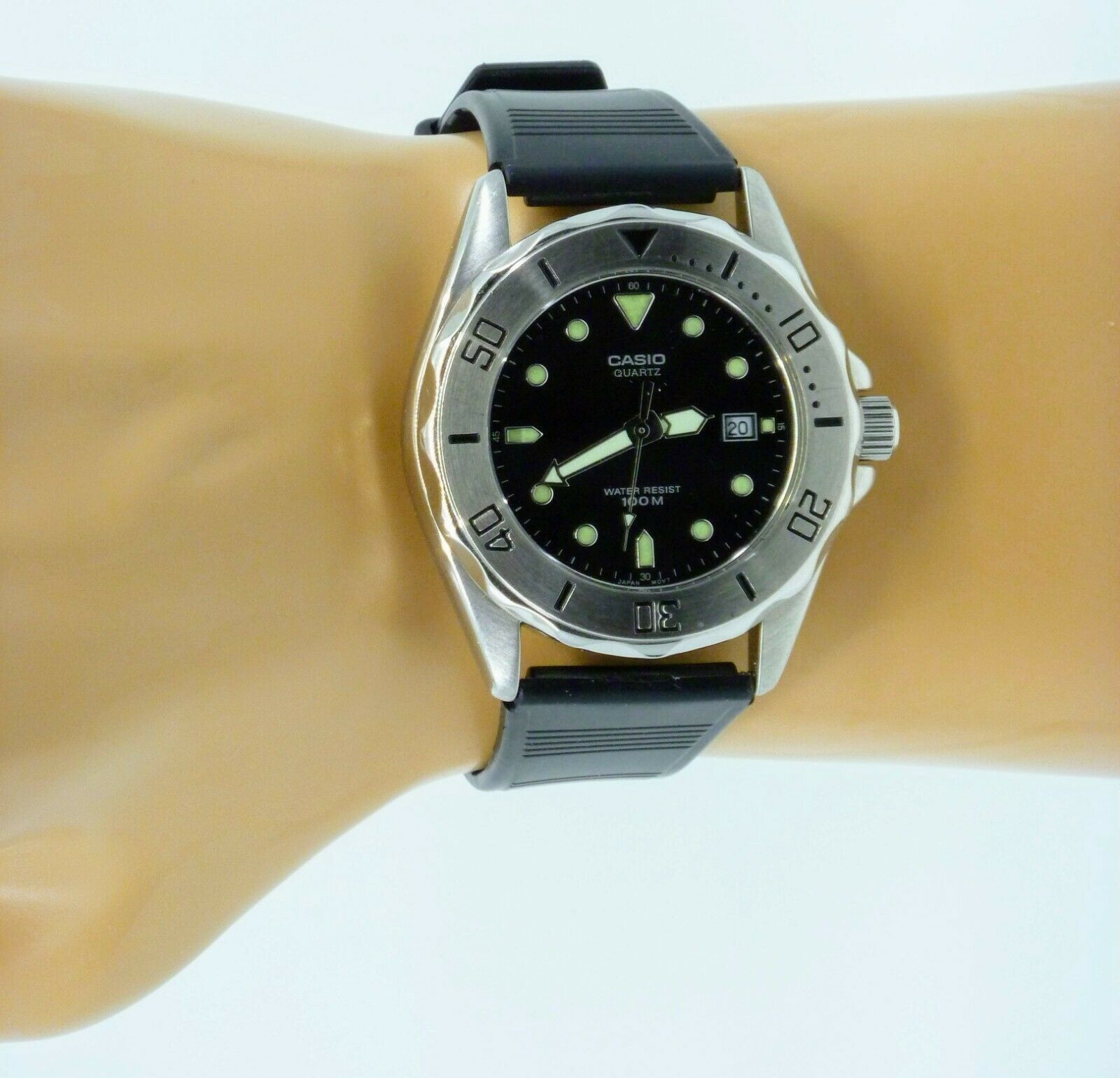 CASIO MTD 1008 100m DIVE SCREW DOWN CROWN ANALOG QUARTZ WATCH DATE NEW BATT. EC WatchCharts Marketplace