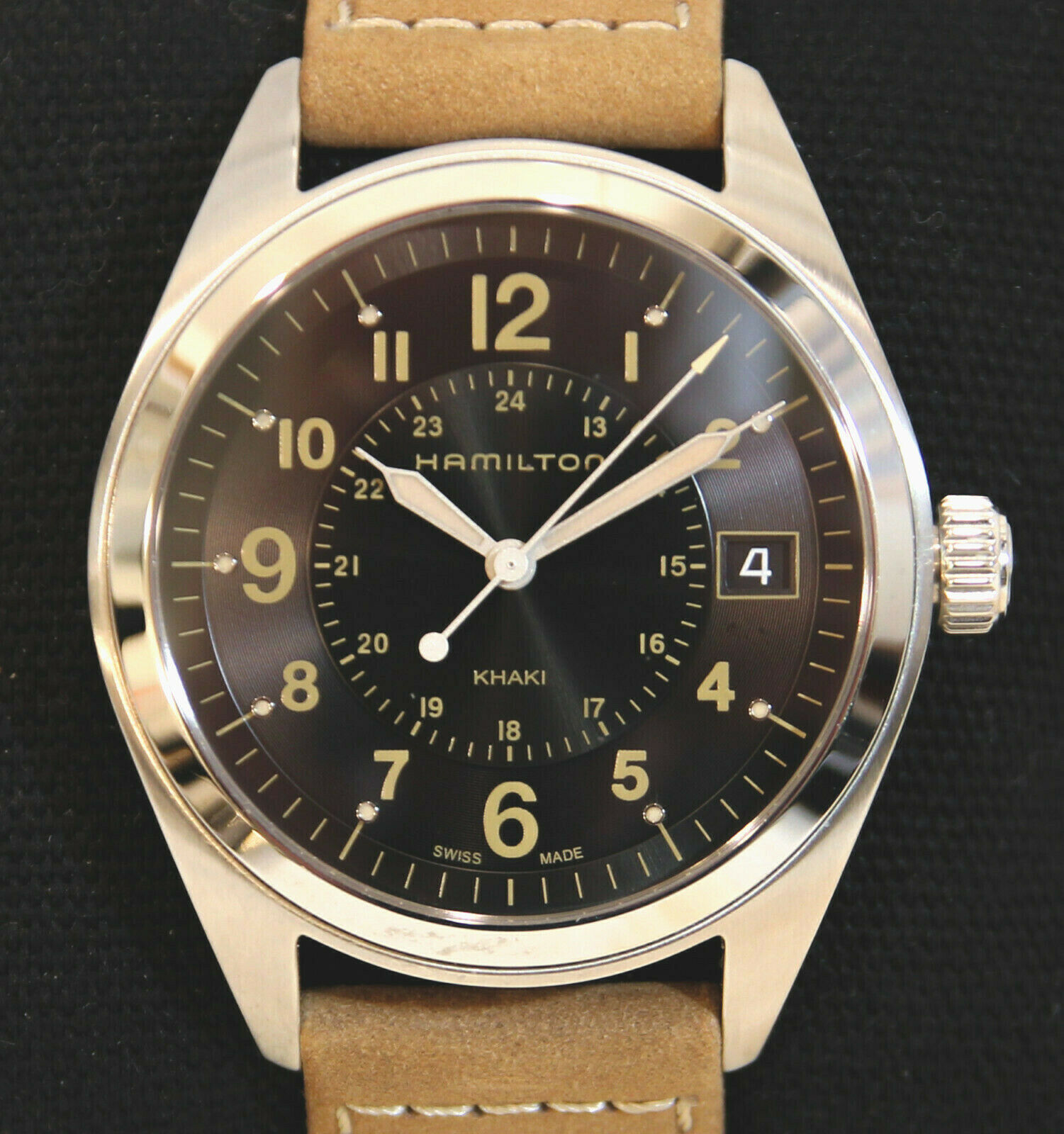 hamilton khaki field quartz 40mm