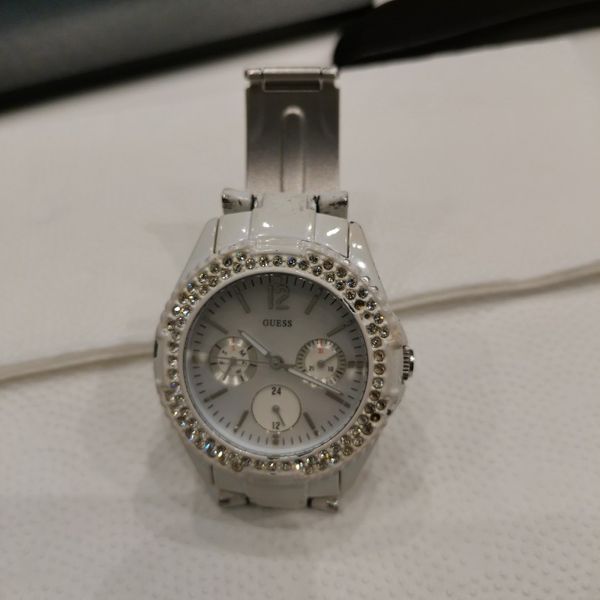 Guess Watch white color | WatchCharts Marketplace