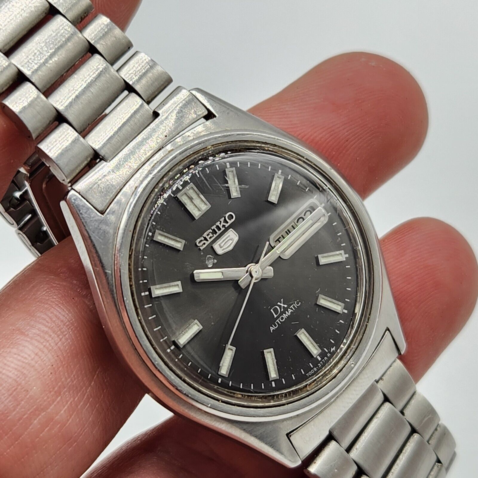 Seiko 5 DX Automatic 7009-3020 Mens Watch 37mm Case Day Date  display picture 3