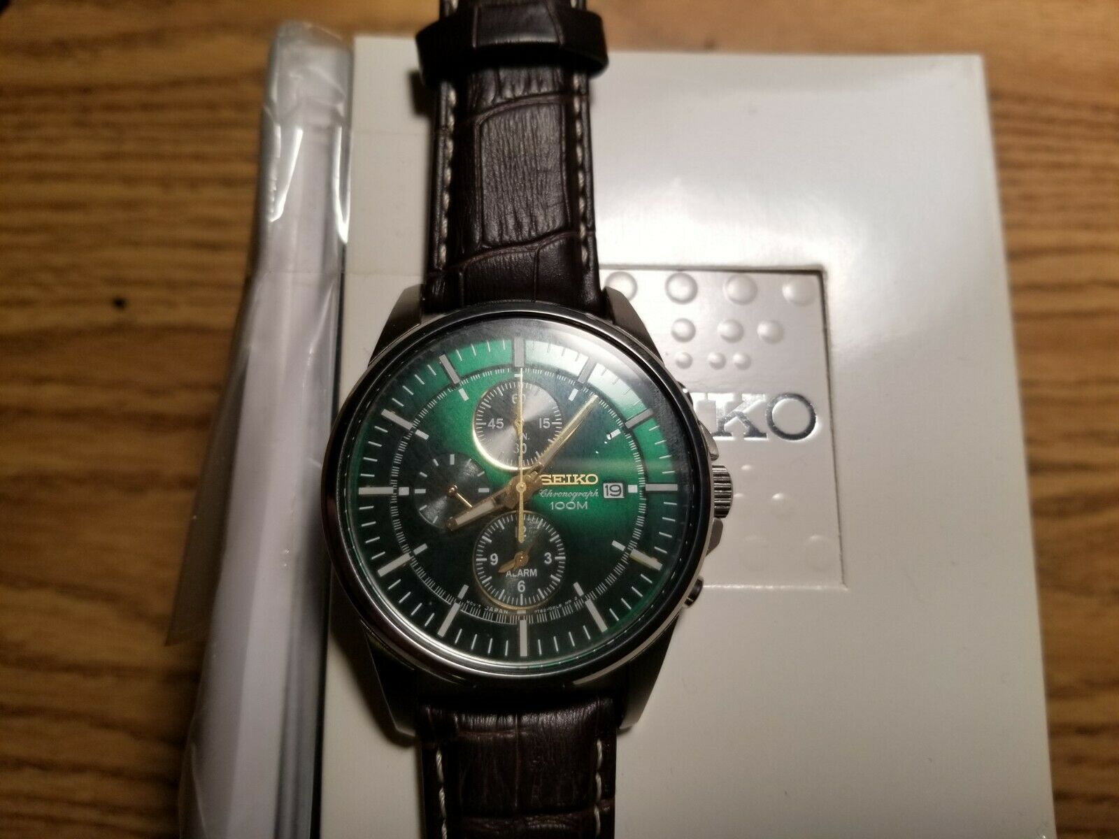 Seiko 7T62-0LD0 Chronograph SS Leather Quartz Authentic Mens Watch