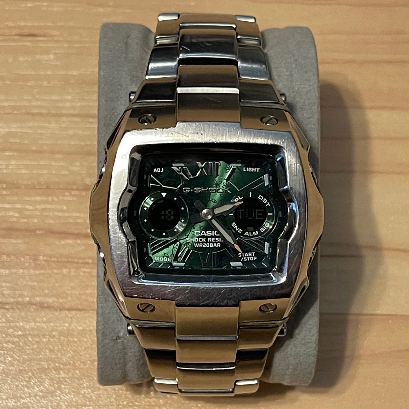 WTS] Casio G-Shock G-011AD-3B “The Cube” Green Dial Steel Analog