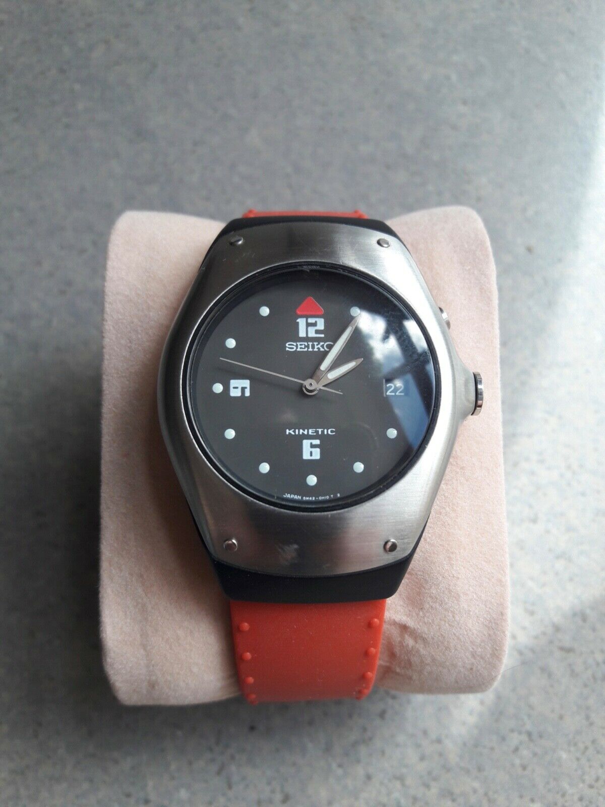 Uni Sex Seiko Kinetic AGS 5M42-0E40 Good Condition ( from Japan